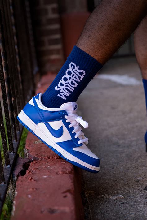 nike dunk low retro kentucky